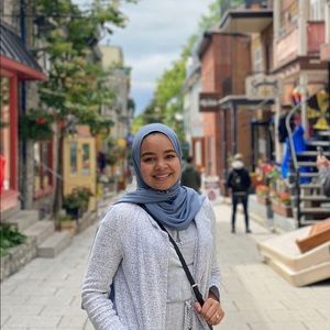 Meet your Posher, Nabeela